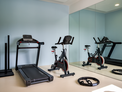 Quelle configuration minimaliste pour un coin zwift et ring fit dans 2 m² sans sacrifier la précision d'entraînement